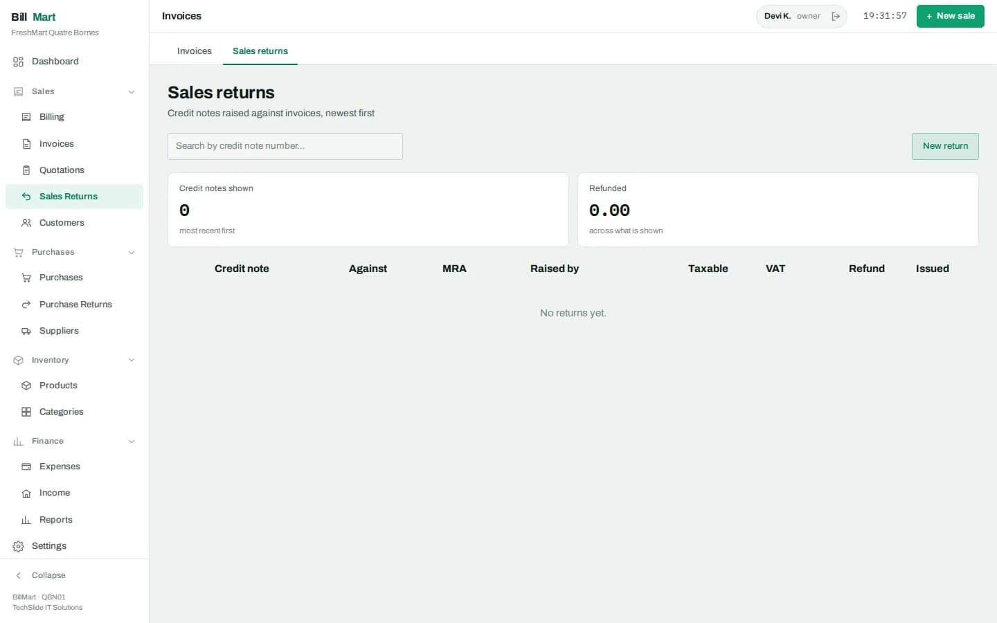 BillMart sales returns screen listing credit notes raised against original bills with their dates, amounts and reasons